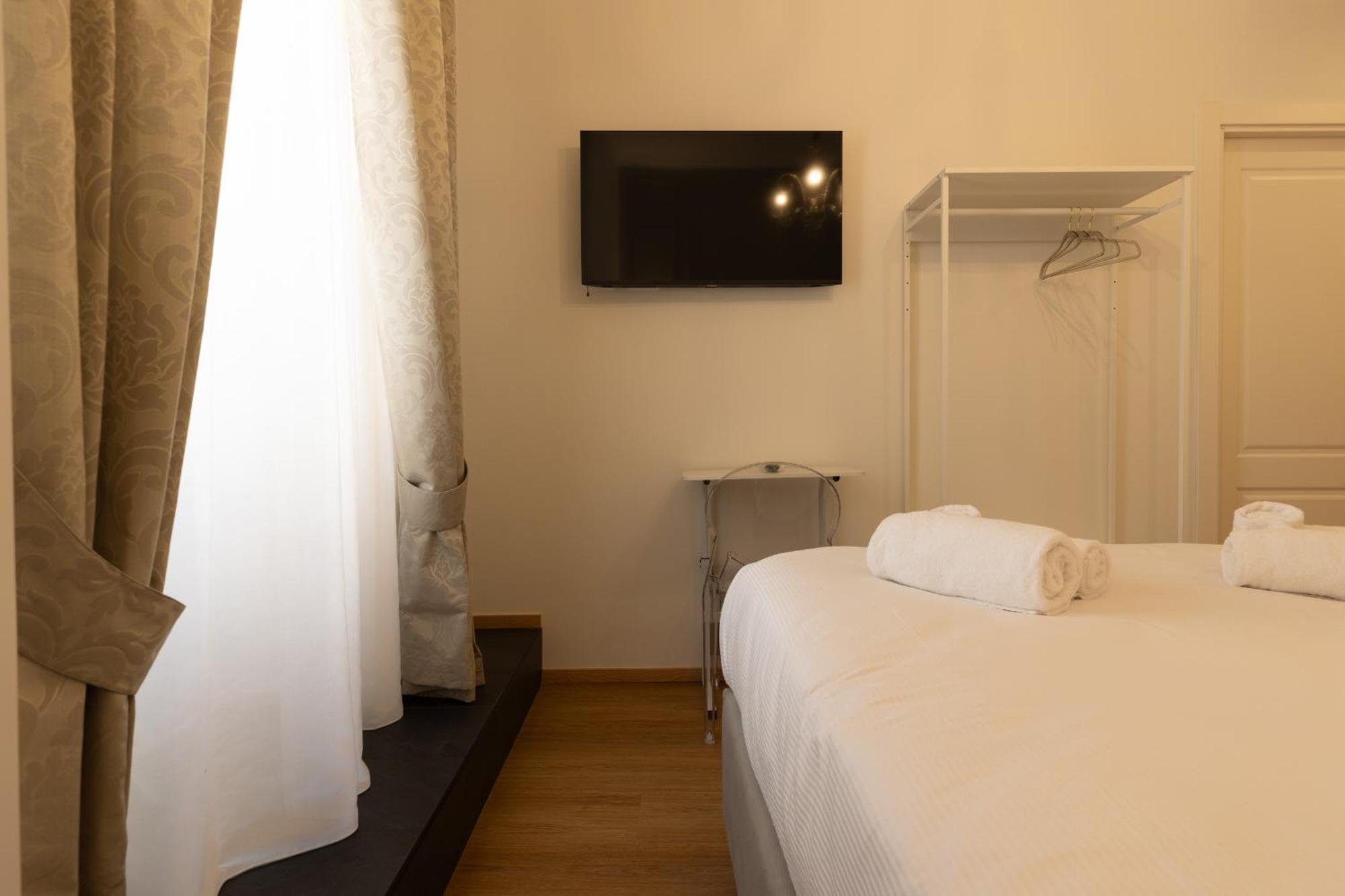 De Vince Suites - Luxury Rooms - Roma Termini المظهر الخارجي الصورة