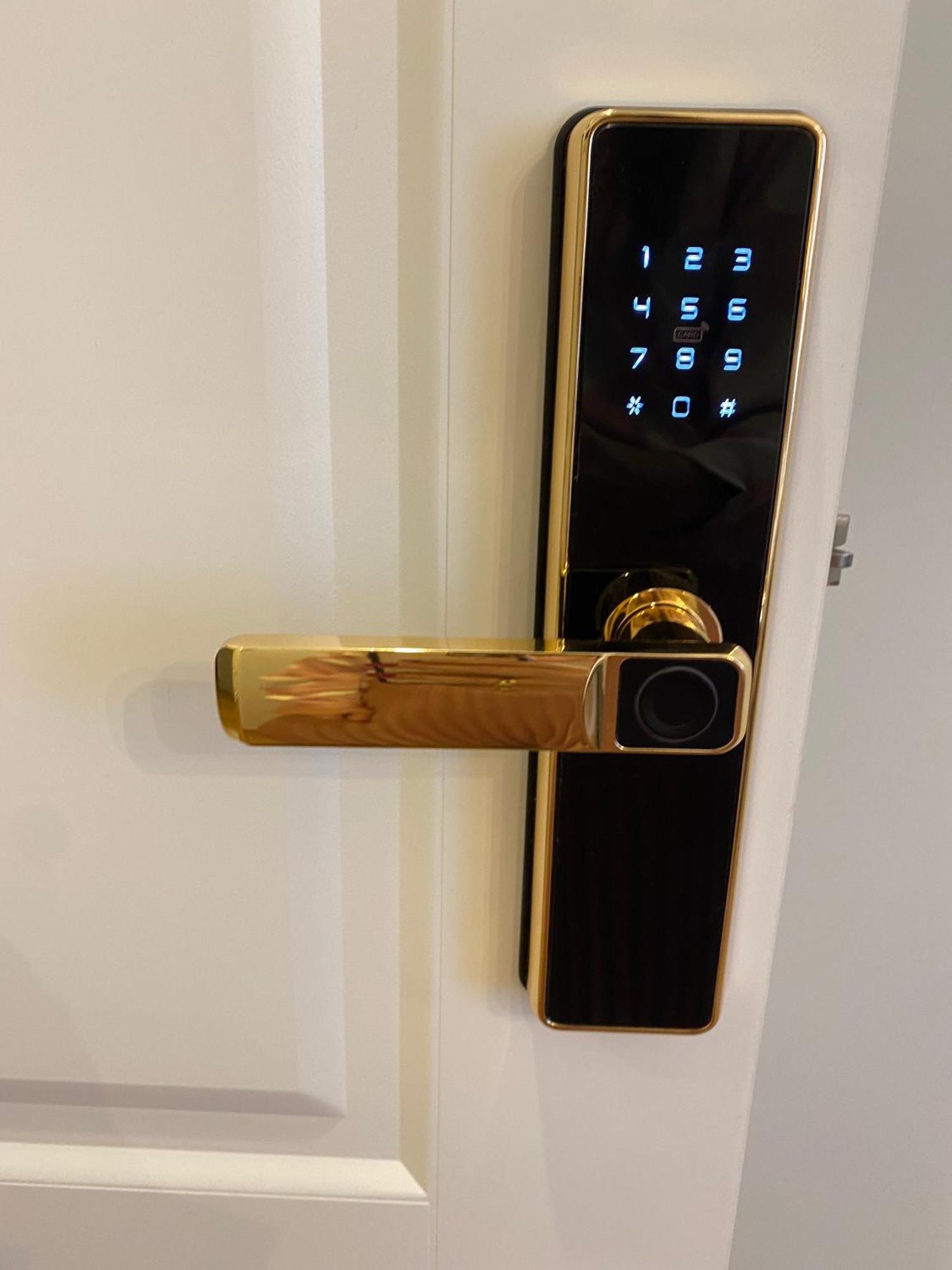De Vince Suites - Luxury Rooms - Roma Termini المظهر الخارجي الصورة